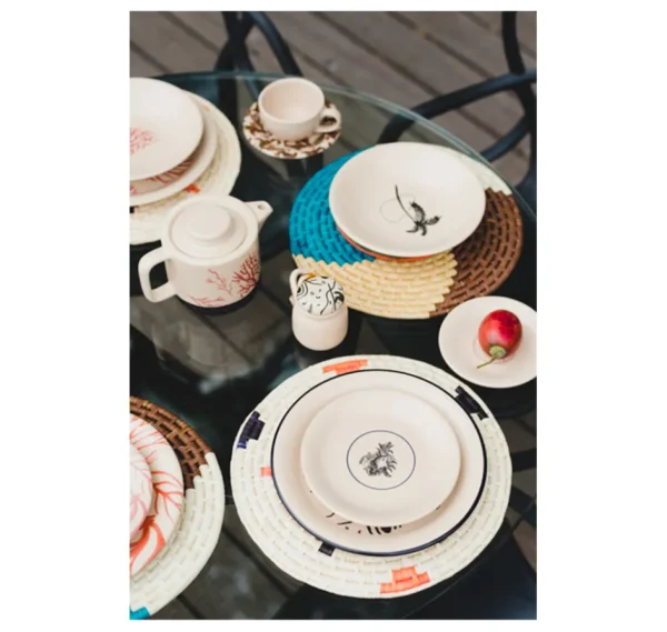 Home-Sensi Studio Ceramic Tea Cup & Tea Plate “Conchas de la Isla Cream” (Set of 4)