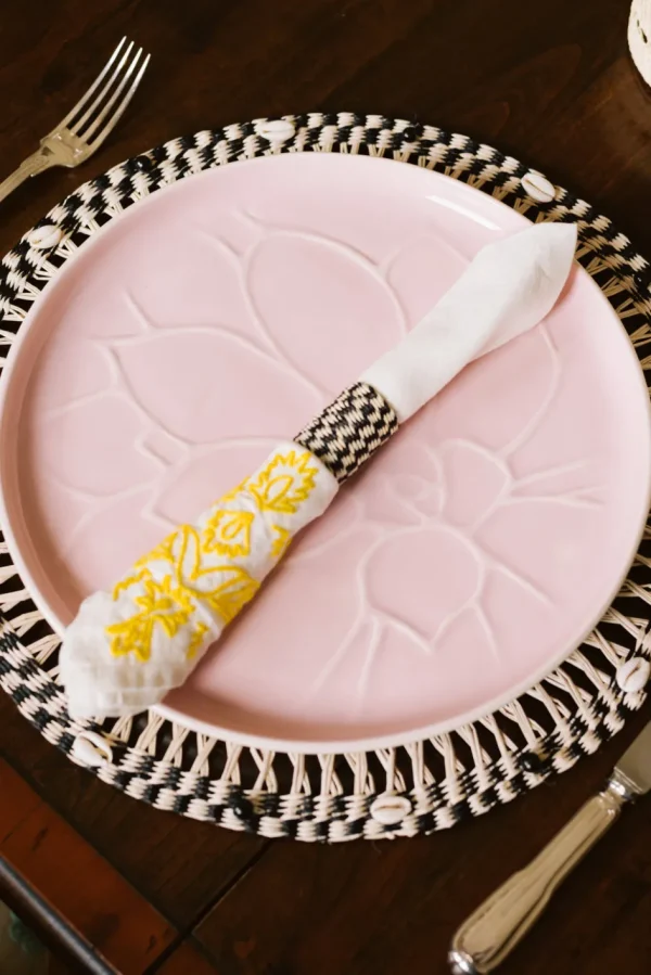 Home-Sensi Studio Lotus Serving Plate (Set of 4)