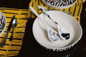 Home-Sensi Studio Resin Serving Spoons (Set of 2)